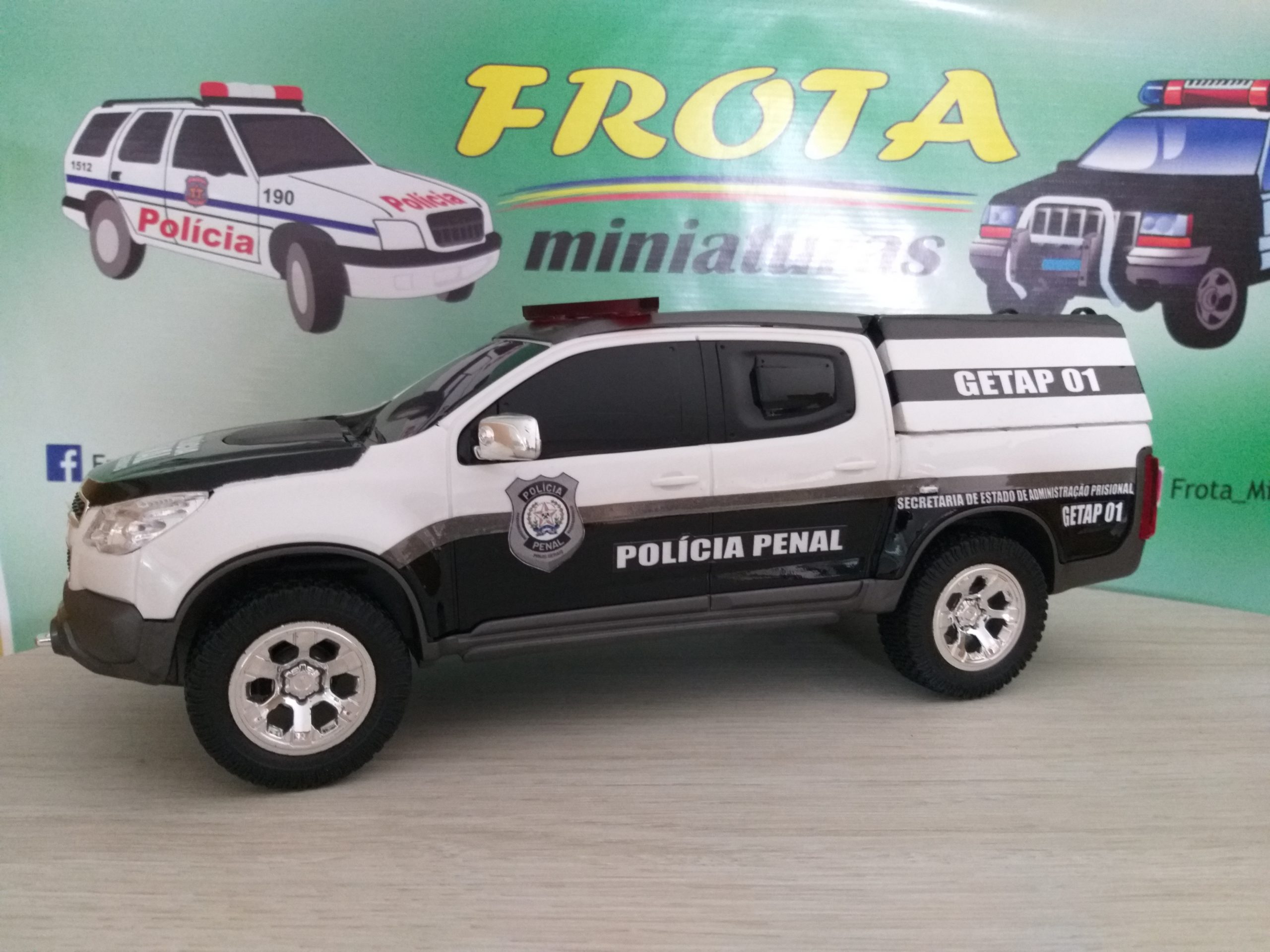 S10 Policia Penal De Mg Com Xadrez Preta Frota Miniaturas