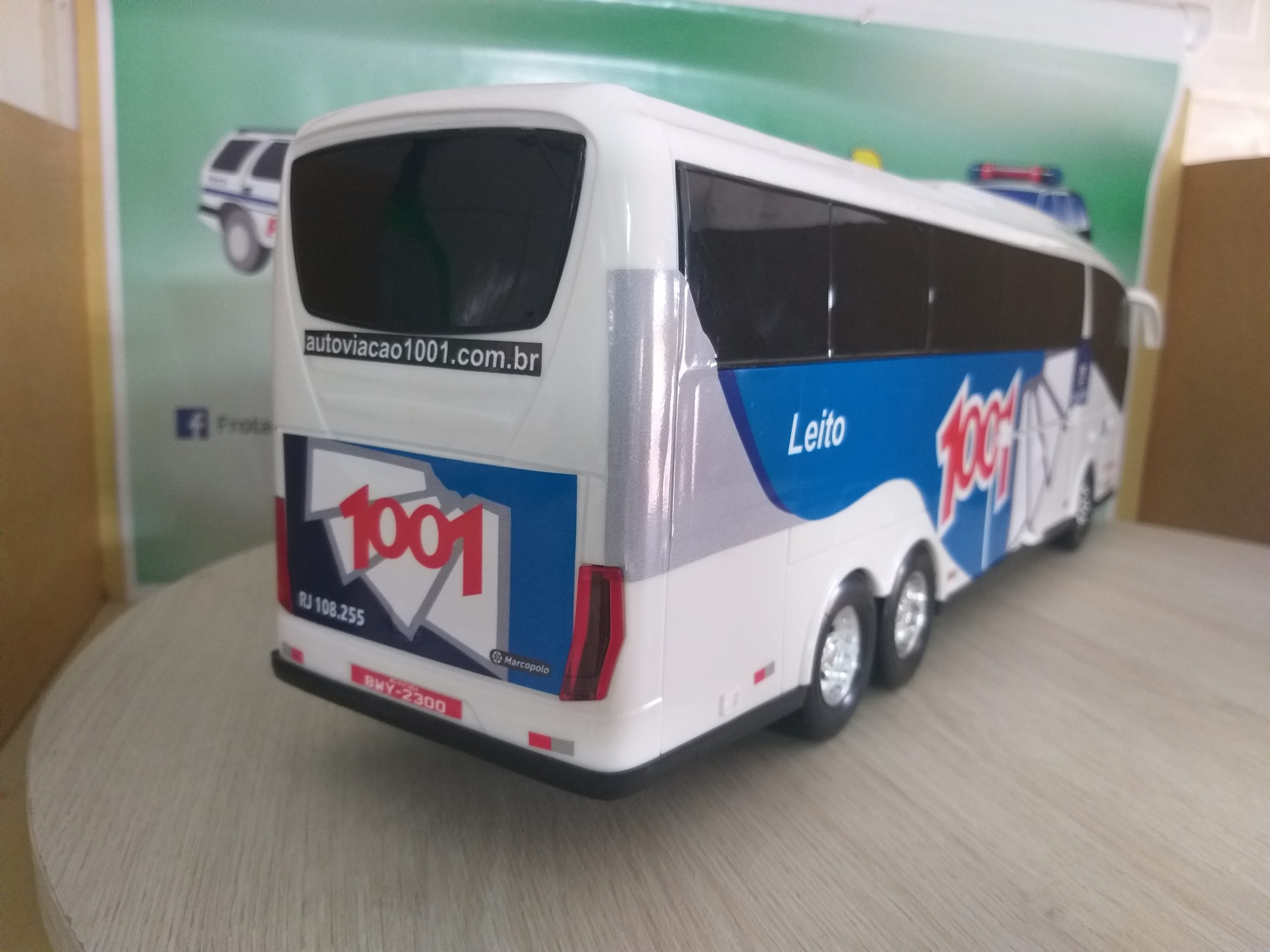 Ônibus da Viação 1001 – Frota Miniaturas