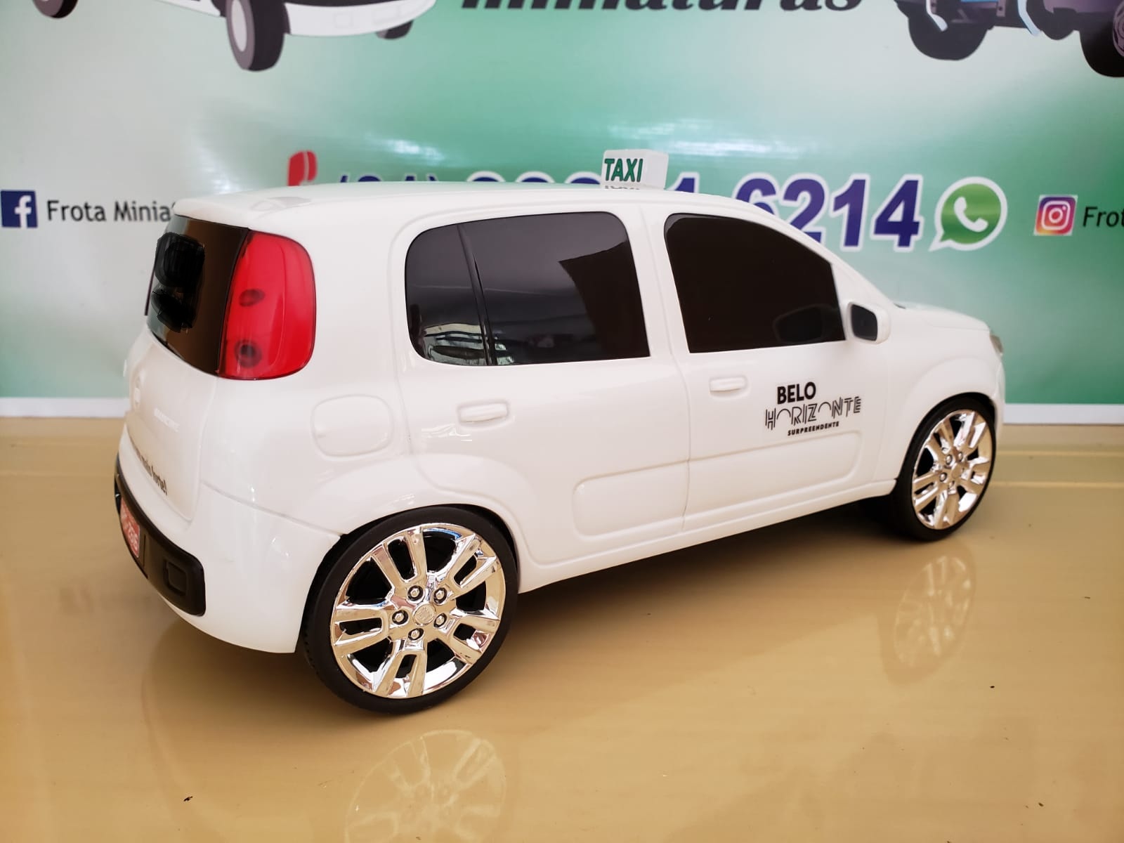 Brinquedo Carrinho De Plástico Pick up Sport Carro Rebaixado